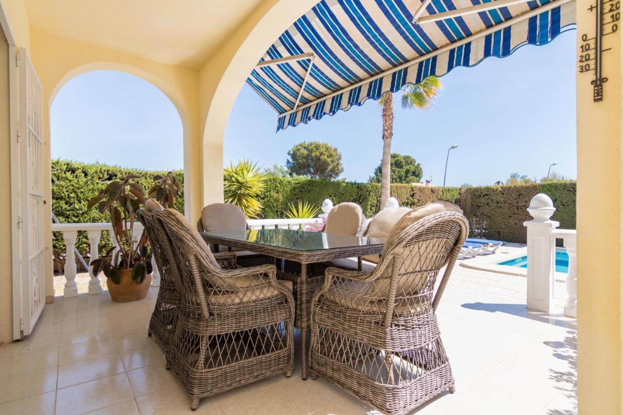 Charming One-Floor Villa With Private Pool In Los Balcones Torrevieja Eksteriør billede