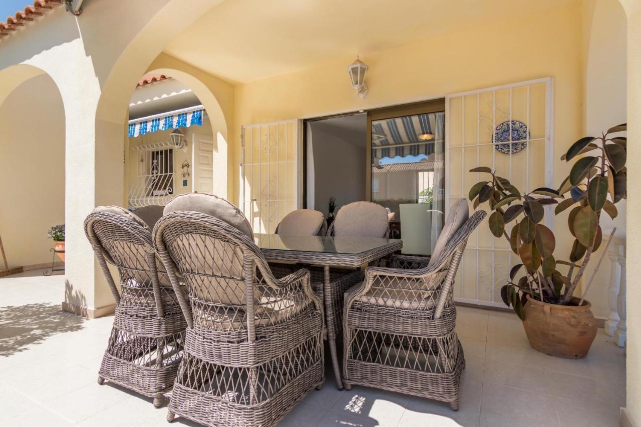Charming One-Floor Villa With Private Pool In Los Balcones Torrevieja Eksteriør billede